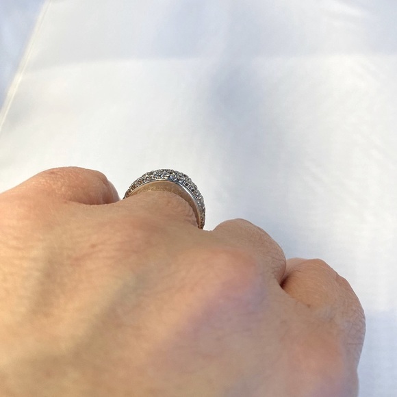 Silver 925 CZ wedding band ring - Picture 7 of 9